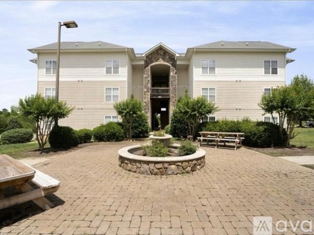 4 BR, 3 BA Apartment 102 Campus Walk Trail, Unit 201, Elon, NC 27244