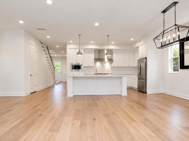 4 BR, 3 BA Apartment 10833 Tabor St, Los Angeles, CA 90034