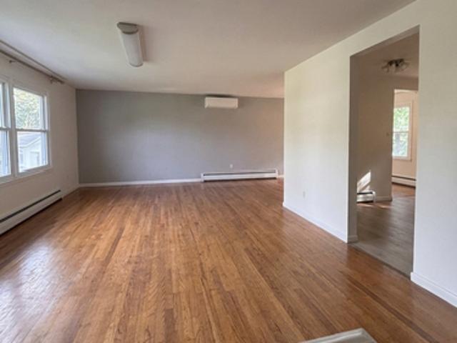 4 BR, 3 BA Apartment 10 Imperial Drive, New Hartford, NY 13413