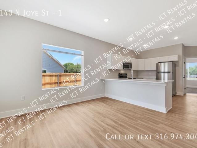 4 BR, 3 BA Apartment 1140 N Joye St, Andover, KS 67002