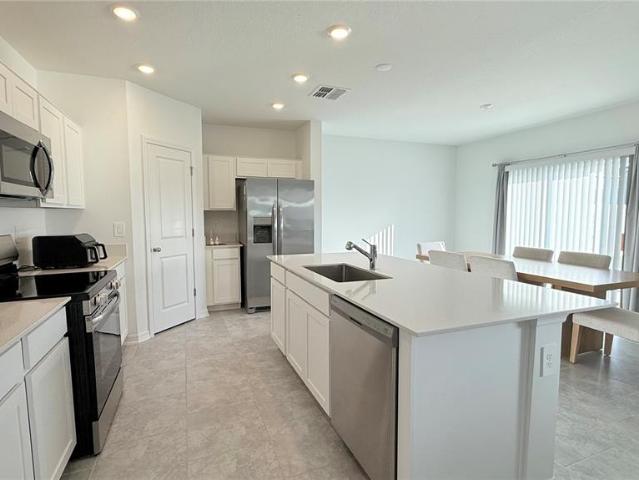 4 BR, 3 BA Apartment 1179 Tyler Loop, Lake Wales, FL 33859
