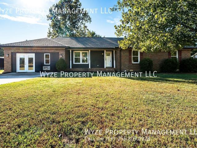 4 BR, 3 BA Apartment 118 Sweetwater Drive, Hazel Green, AL 35750