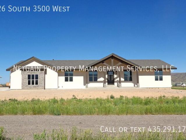 4 BR, 3 BA Apartment 126 South 3500 West, Parowan, UT 84761