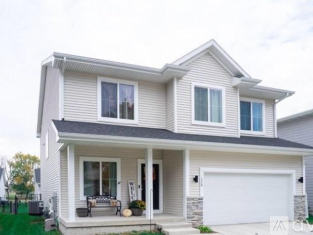 4 BR, 3 BA Apartment 128 Mc Pherson St, Boone, IA 50036