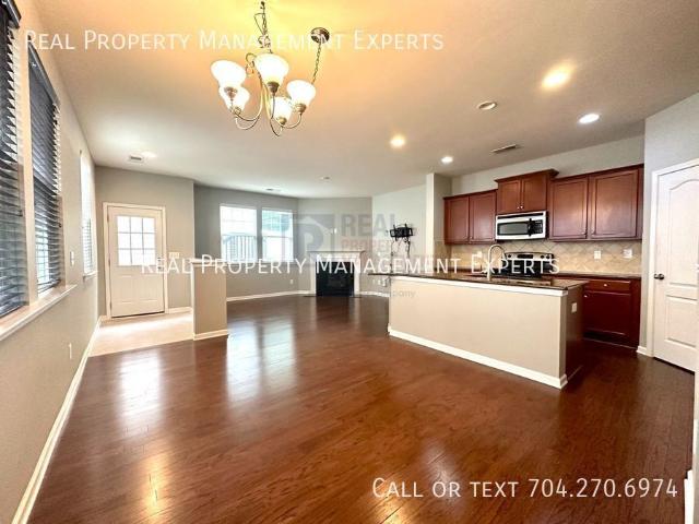 4 BR, 3 BA Apartment 13102 Heath Grove Drive, Huntersville, NC 28078