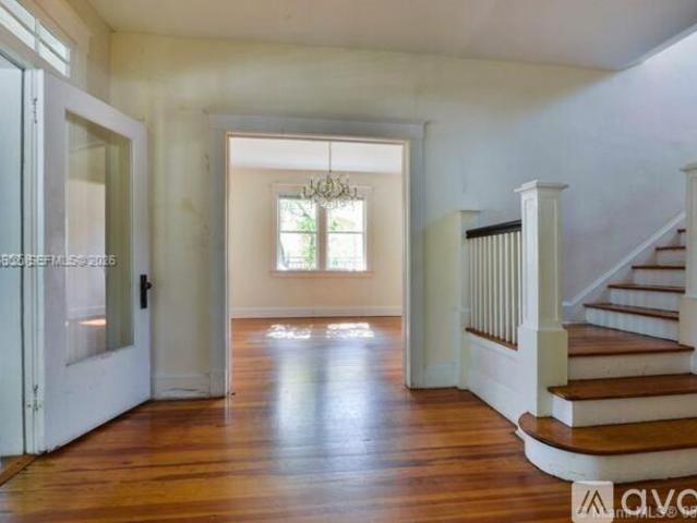 4 BR, 3 BA Apartment 2000 S Miami Ave, Miami, FL 33129
