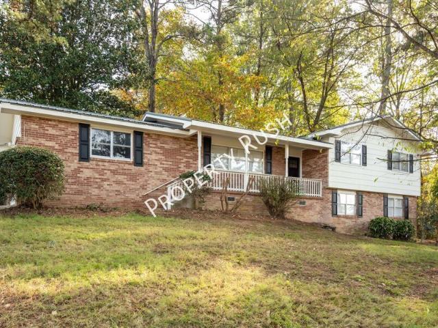 4 BR, 3 BA Apartment 20 Linda Ln Ringgold, GA 30736