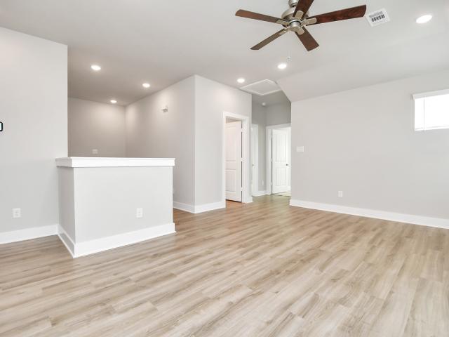 4 BR, 3 BA Apartment 21034 Shore Oak Drive, Cypress, TX 77433