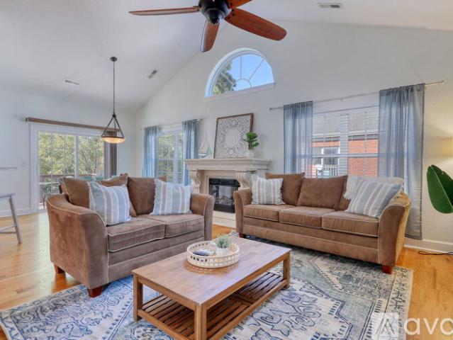 4 BR, 3 BA Apartment 2162 Sanibel Court, Myrtle Beach, SC 29577