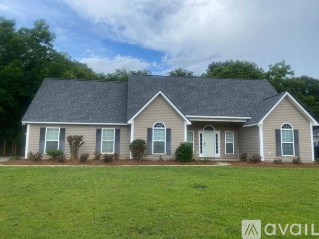 4 BR, 3 BA Apartment 233 Grove Lane, Kathleen, GA 31047
