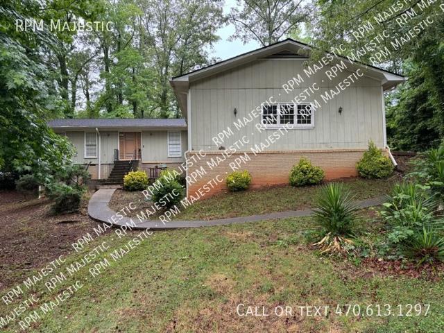 5 BR, 3 BA Apartment 3518 Moonlight ct, Decatur, GA 30034