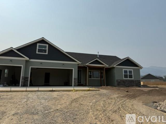 4 BR, 3 BA Apartment 363 Buckaroo Blvd, Florence, MT 59833