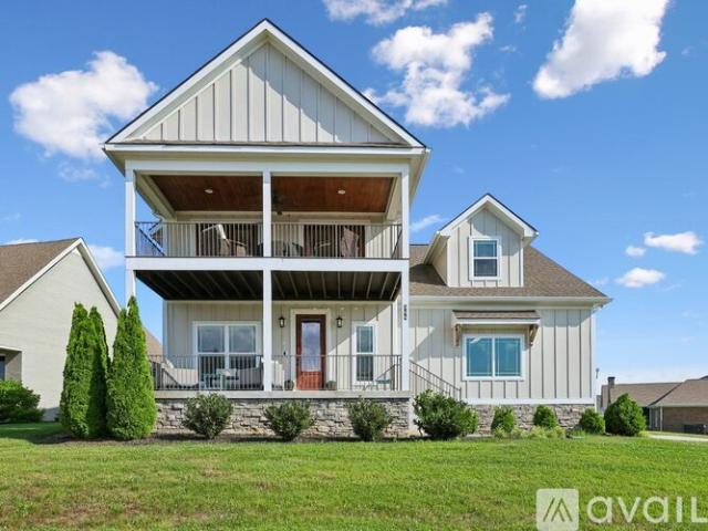 4 BR, 3 BA Apartment 368 Hammock Dr, Winchester, TN 37398