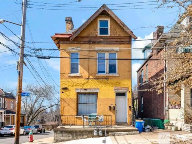 4 BR, 3 BA Apartment 3101 Kennett Square, Pittsburgh, PA 15213
