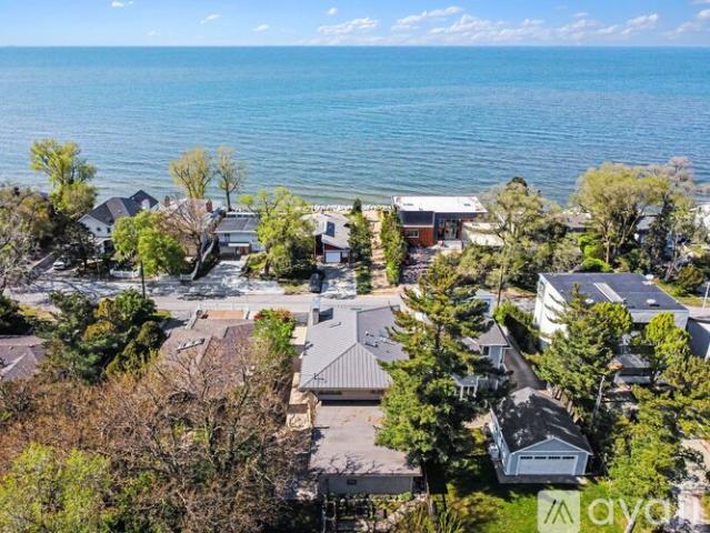 4 BR, 3 BA Apartment 31 Shore Drive, Ogden Dunes, IN 46368