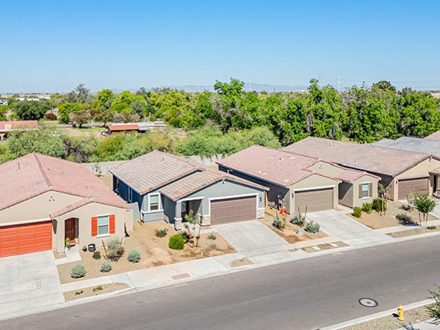 4 BR, 3 BA Apartment 4418 S 69th Ave Unit 6855WPD, Phoenix, AZ 85043