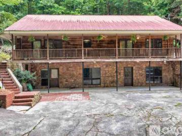 4 BR, 3 BA Apartment 4791 County Road 11, Pelham, AL 35124