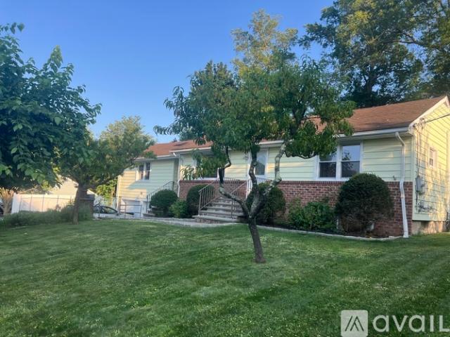 4 BR, 3 BA Apartment 47 Leona Avenue, New City, NY 10956