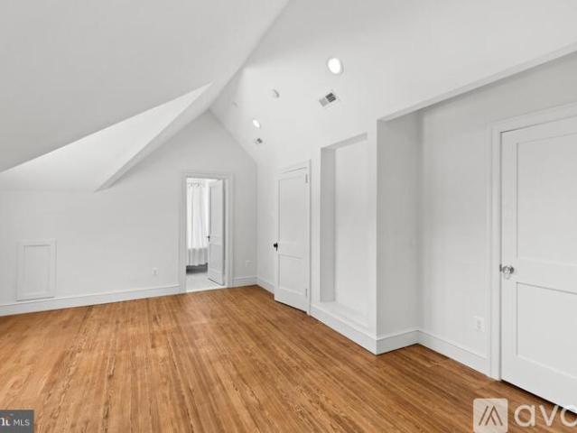 4 BR, 3 BA Apartment 401 Jefferson Street, Annapolis, MD 21403