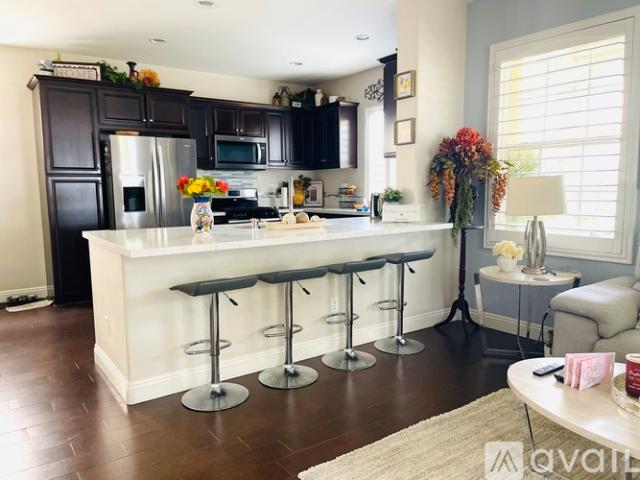 4 BR, 3 BA Apartment 4097 East Hamilton Paseo, Ontario, CA 91761