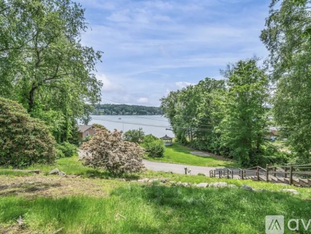 4 BR, 3 BA Apartment 421 Hemlock Point Drive, Coventry, CT 06238