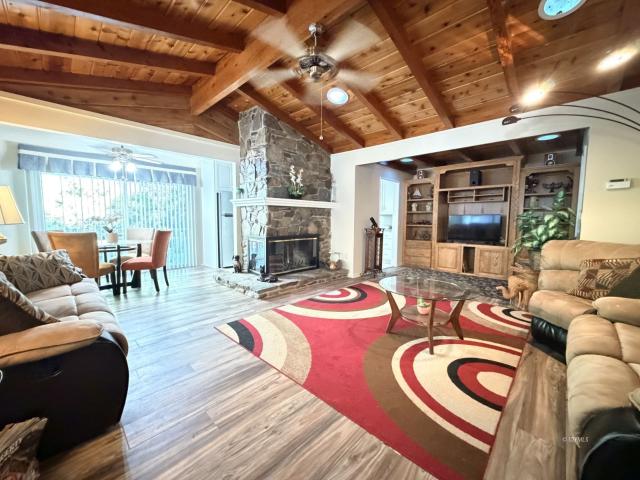 4 BR, 3 BA Apartment 54159 South Circle Drive, Idyllwild, CA 92549