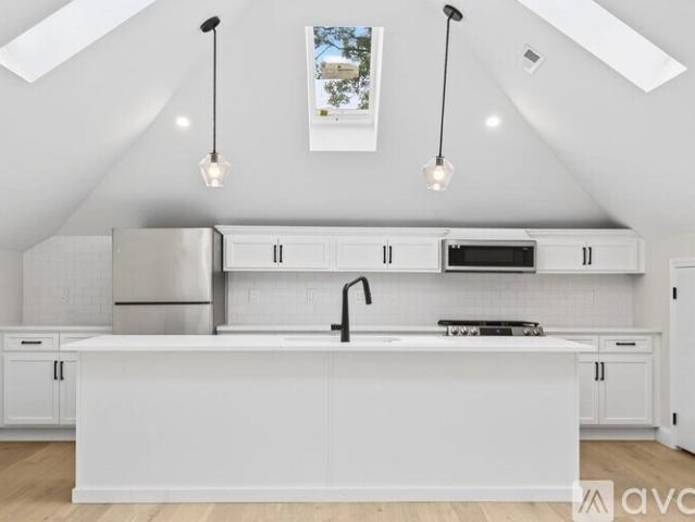 4 BR, 3 BA Apartment 57 Nottinghill Road, Unit 3, Boston, MA 02135