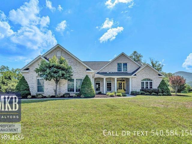 4 BR, 3 BA Apartment 7621 Nandina Drive, Roanoke, VA 24018