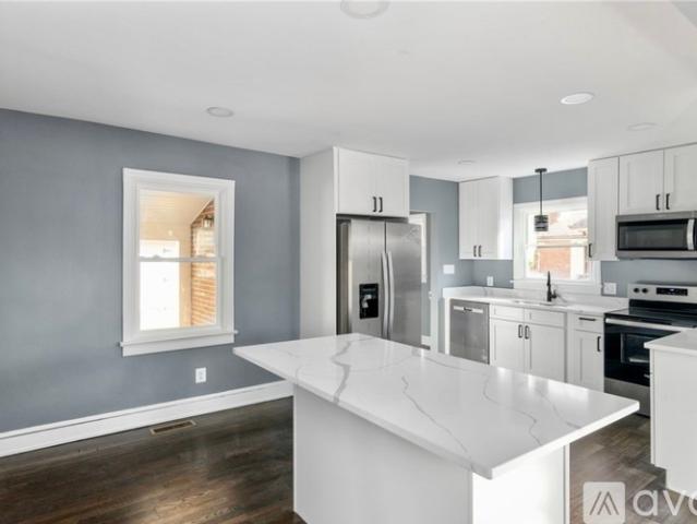 4 BR, 3 BA Apartment 710 Hampton Rd, Petersburg, VA 23805