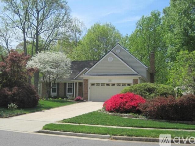 4 BR, 3 BA Apartment 7200 Hopkins Ct, Springfield, VA 22153