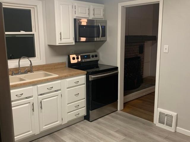 4 BR, 3 BA Apartment 845 Willowdale Road, Morgantown, WV 26505