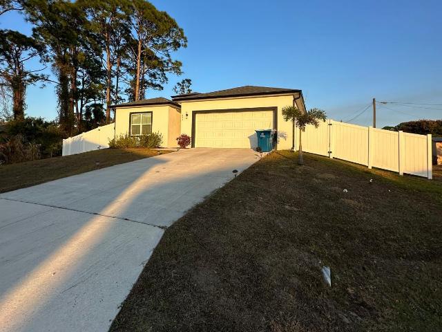 4 BR, 3 BA Apartment 893 Altura Avenue Southeast, Palm Bay, FL 32909
