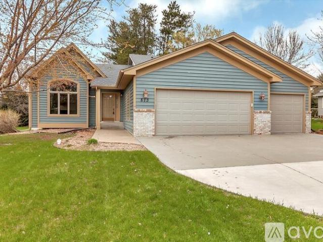4 BR, 3 BA Apartment 813 8th St N, Sartell, MN 56377
