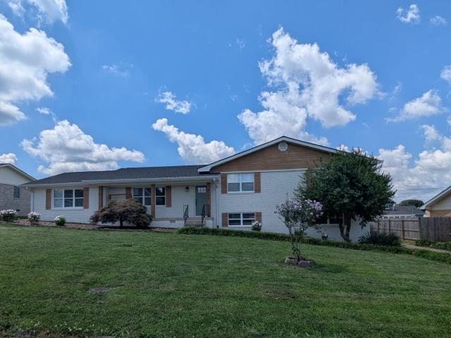 4 BR, 3 BA Apartment 8134 Holly Crest Dr, Chattanooga, TN 37421
