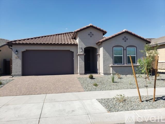 4 BR, 3 BA Apartment 9524 W Whitton Ave, Phoenix, AZ 85037