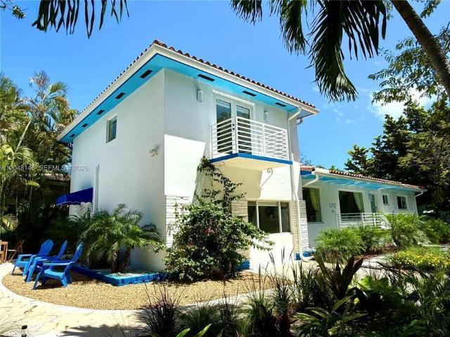 4 BR, 4.5 BA Apartment 1345 SW 14th Ave, MIAMI, FL 33145