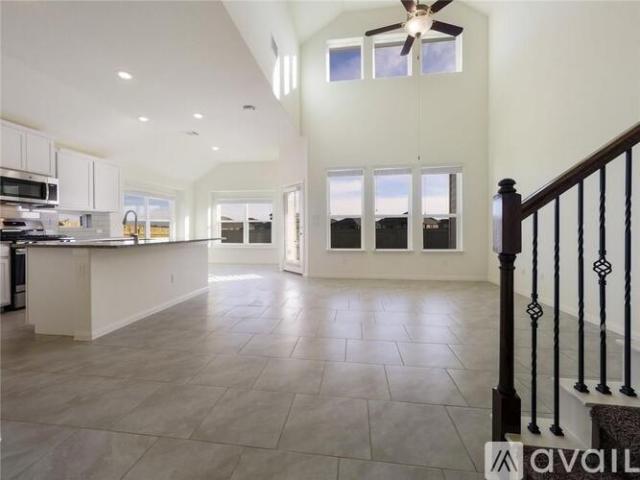 4 BR, 4 BA Apartment 116 Krupp Ave, Liberty Hill, TX 78642