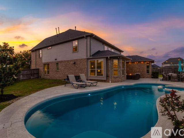 4 BR, 3.5 BA Apartment 29802 Norwood Canyon Lane, Brookshire, TX 77423