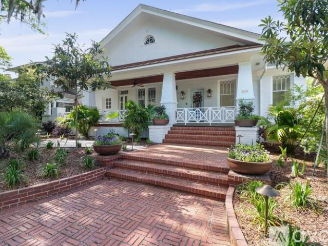 4 BR, 4 BA Apartment 209 E 45th St, Savannah, GA 31405