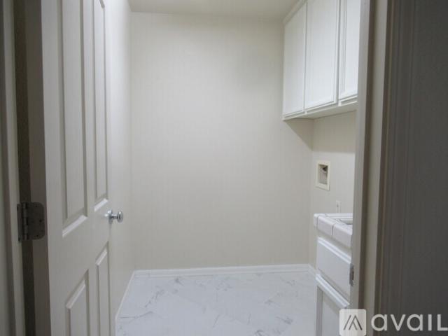 4 BR, 4 BA Apartment 3625 Morning Glory St, Olivehurst, CA 95961
