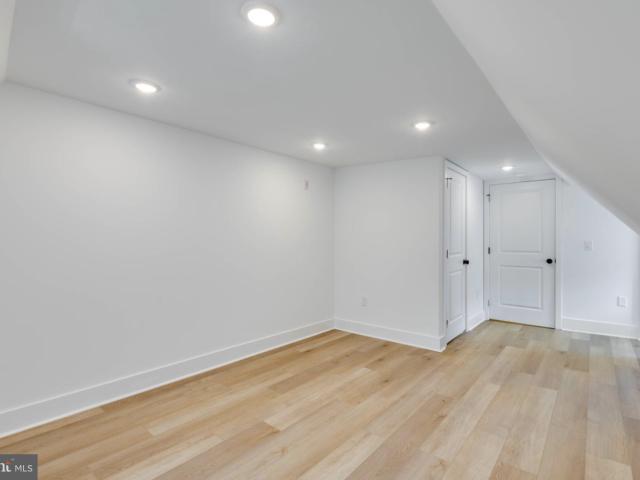 4 BR, 4 BA Apartment 4327 Baltimore Ave, Philadelphia, PA 19104