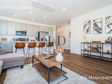 4 BR, 4 BA Apartment 5559 LAURETTA STREET, SAN DIEGO, CA 92110