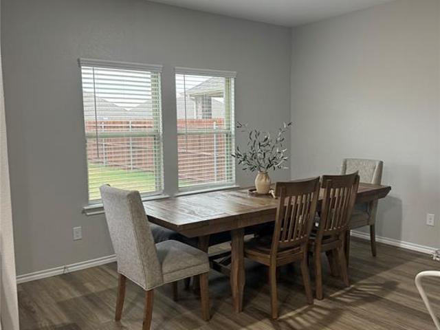 4 BR, 4 BA Apartment 860 Moonwake Drive, Lavon, TX 75166