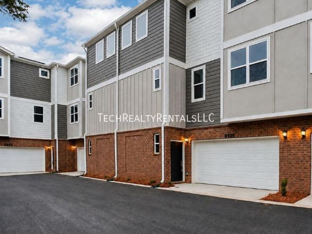 4 BR, 4 BA Apartment 8929 Sharonbrook Dr, Charlotte, NC 28210