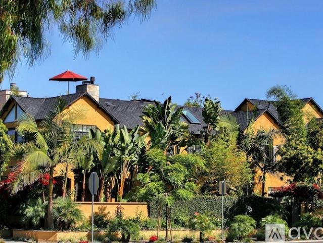 4 BR, 5 BA Apartment 101 I Avenue, Coronado, CA 92118