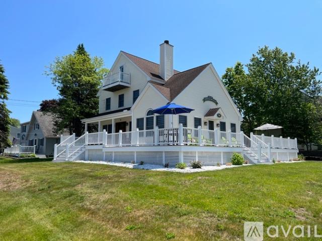 4 BR, 5 BA Apartment 116 Airport Dr, York, ME 03909