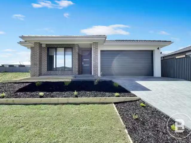 4 Brewster Street, Alfredton, VIC 3350