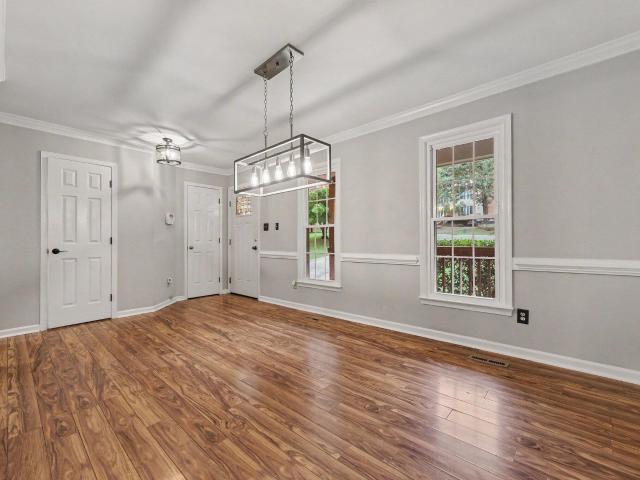 4 Brightleaf Court