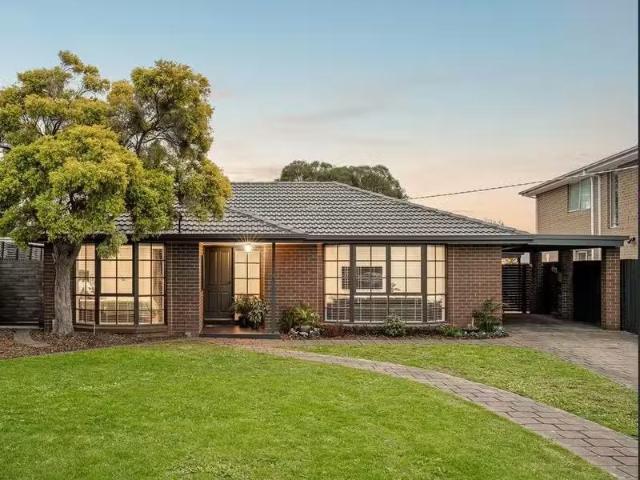 4 Curlew Court, Carrum Downs, VIC 3201 House for Rent