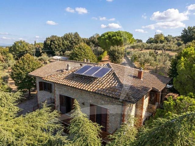 4 camere da letto Villa Toscana In vendita A1190RV75. 310m² Cortona